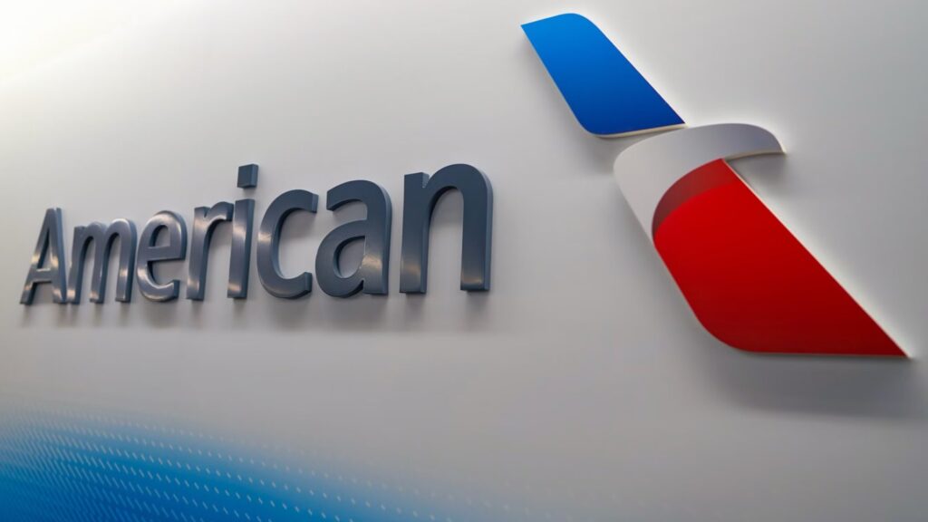 American Airlines Flight 5342 & Black Hawk Crash Over Potomac Near Reagan Airport